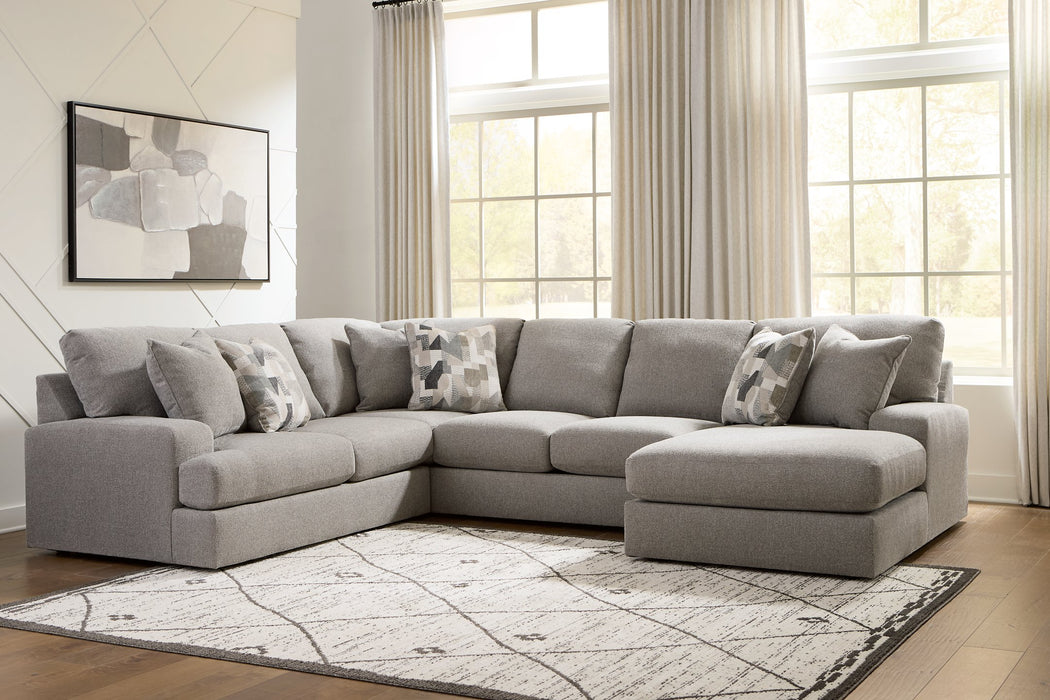 Lindon Sectional with Chaise