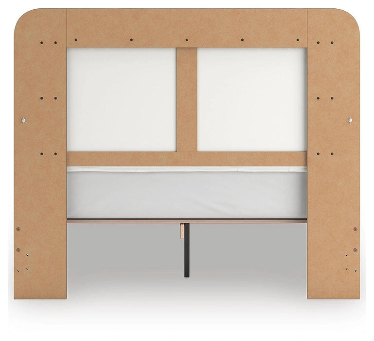 Kendanport Upholstered Bed